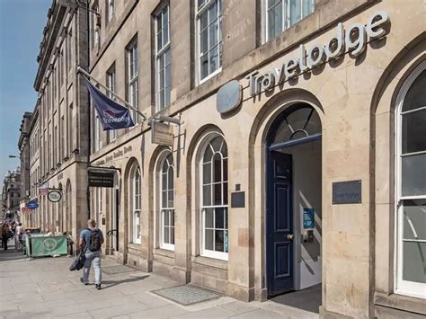 Travelodge Edinburgh Central Waterloo Place, Edinburgh New Town | What's On Edinburgh