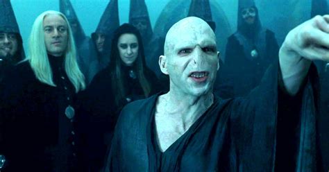 The Secret To Transforming 'Harry Potter' Star Ralph Fiennes Into Voldemort Is Finally Revealed ...