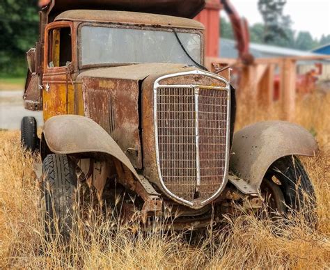 Abandoned Vehicles, Abandoned Cars, Abandoned Places, Old Trucks, Pickup Trucks, Cars Trucks ...