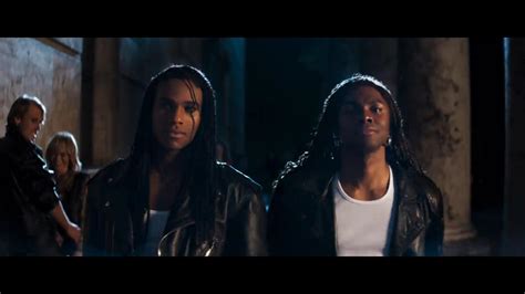 „Girl You Know It's True“: Hier den ersten Trailer zum „Milli Vanilli ...