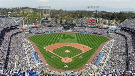 Dodger Stadium officially lands first All-Star Game since 1980 - ABC30 Fresno
