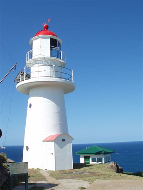 Double Island Point lighthouse | Built in 1884 so, quite old… | Flickr