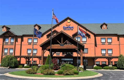 Comfort Inn & Suites Macon Macon, Missouri, US - Reservations.com