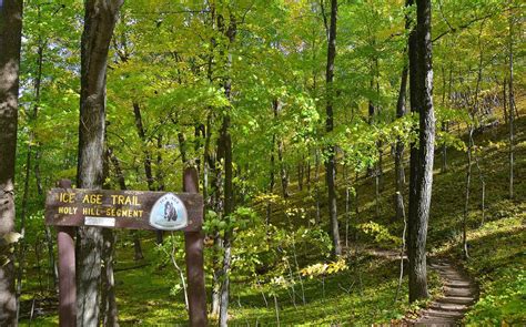 Wisc.'s Kettle Moraine offers fine fall hiking | Stars and Stripes