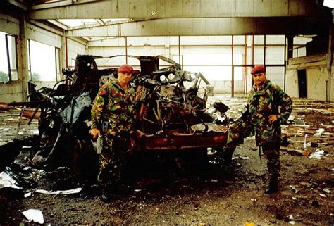 Members of 5 Airborne Brigade Logistic Battalion in Kosovo, 1999. | ParaData