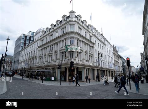 Fenwick , department store, Bond Street, London UK Stock Photo - Alamy