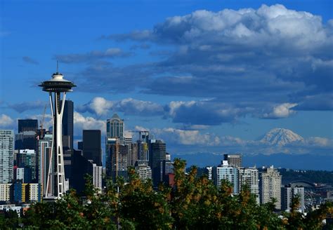 How COVID-19 is affecting small businesses in Seattle - Marketplace