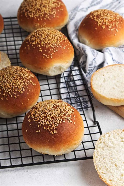 Fluffy Vegan Burger Buns (Hamburger Bun Recipe) » Joyful Dumplings