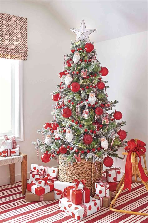 12 Small Christmas Tree Ideas That Add Cheer To Any Space