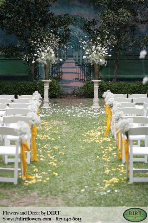 The Gardens at Los Vaqueros Stockyards Weddings | Get Prices for Dallas Wedding Venues in Fort ...