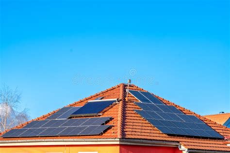 Solar Panels on the Roof of a Family House Stock Image - Image of renewable, clean: 265685353