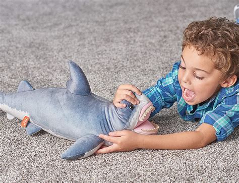 WILD REPUBLIC LIVING OCEAN LARGE GREAT WHITE SHARK PLUSH – The Willows Gifts & More