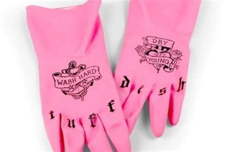 Foodista | Tattoo Kitchen Gloves Make Washing the Dishes Edgy