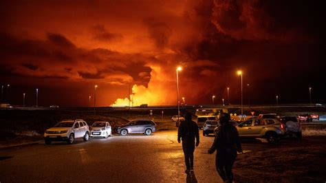 Watch live: Iceland volcano eruption | News UK Video News | Sky News