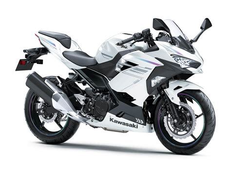 Kawasaki Ninja 400 2023 อัปเดตสีใหม่ต้อนรับปี 2023