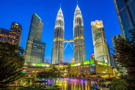 night view of kuala lumpur, malaysia | Pentrental | Objective Accommodation