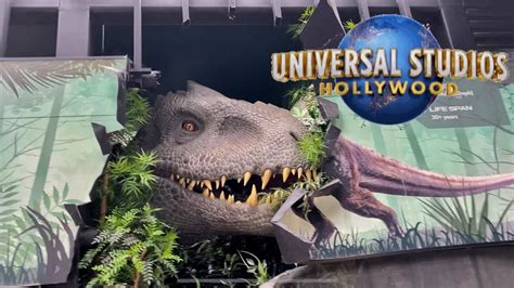 Universal studios hollywood jurassic world - YouTube