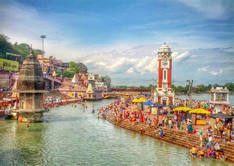 Hindu rituals on the Ganga River in Haridwar and Rishikesh - BudsPath