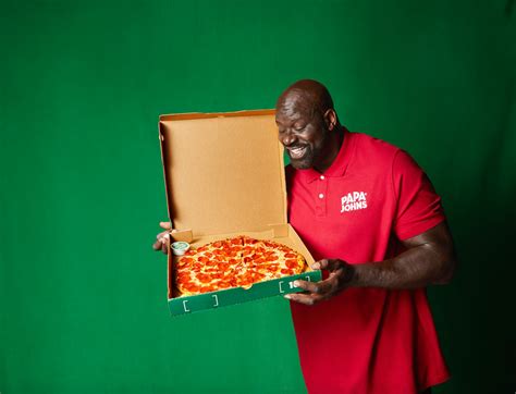 ‘Pizza With Purpose’: Papa Johns Launches XXXL Pizza, The Shaq-A-Roni ...