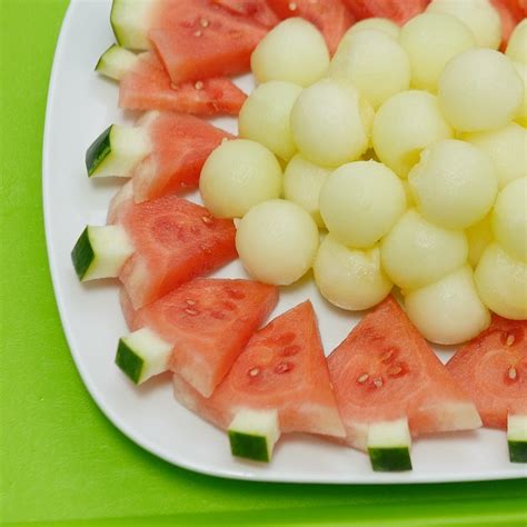 Watermelon Christmas Tree | Fruit Plate for Christmas | Fruit Carving - YouTube | Watermelon ...