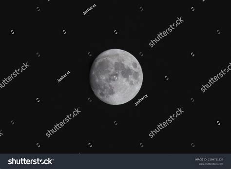 6,326 Moon Dubai Images, Stock Photos & Vectors | Shutterstock