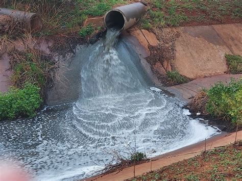 ‘A story of South Africa’: Emfuleni residents fed up with Vaal River pollution inertia