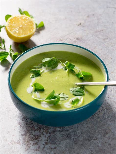 Roasted Fennel Soup with peas and lemon | The Veg Space easy recipes