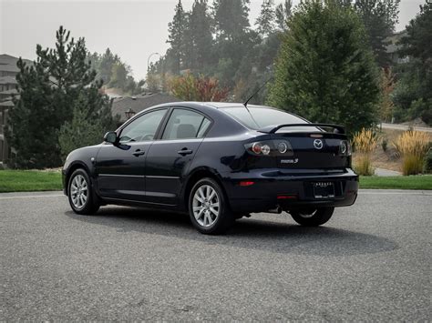 Pre-Owned 2009 Mazda 3 GS Front Wheel Drive 4 Door Sedan