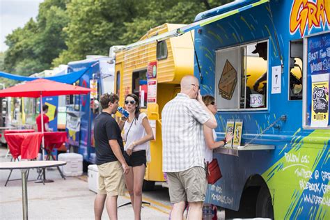 Top 10 Most Popular Food Truck Festivals in the U.S. - Zac's Burgers