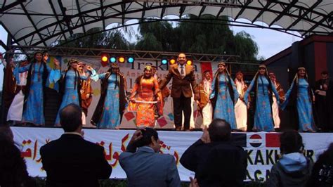 Iraqi folk troupe struggles to stay on stage - Al-Monitor: Independent, trusted coverage of the ...