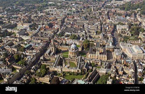 aerial view of Oxford city centre with University Colleges and the Radcliffe Camera & Bodleian ...