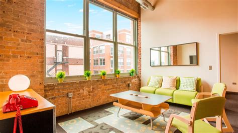 Discover The Best in UIC Off-Campus Student Housing | Automatic Lofts in Chicago's West Loop ...