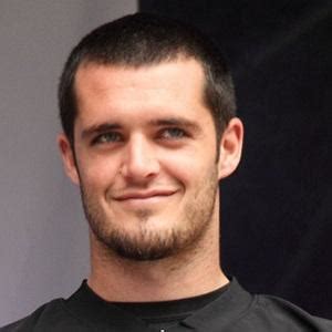 Derek Carr - Age, Family, Bio | Famous Birthdays