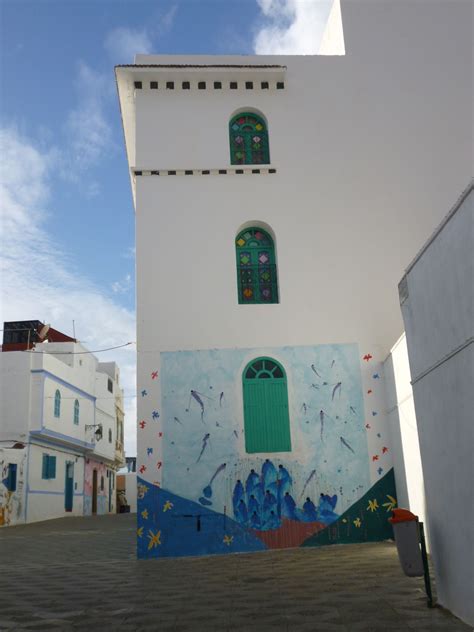 Painted walls in #Asilah, Morocco | Morocco art, Murals street art ...