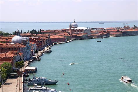 Tour: Giudecca, San Giorgio Maggiore. 58th Venice Biennale 2019