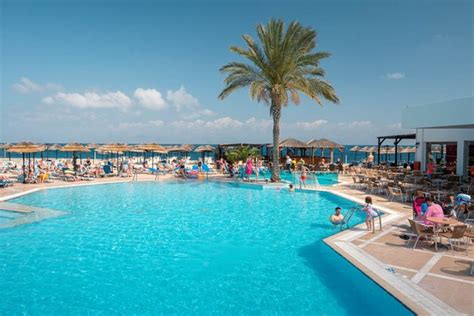 Avra Beach Hotel - Ixia Hotels | Jet2holidays