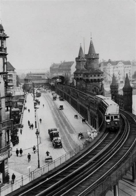 1908 Berlin - Die ersten Automobile ersetzten die Kutsche als ...