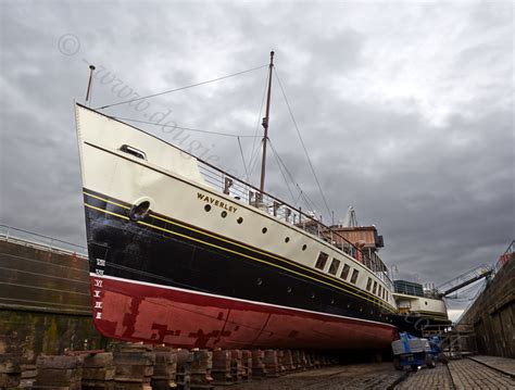 Dougie Coull Photography: PS Waverley - Maintenance Time