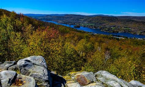 A Hidden Hike in the Beautiful Berkshire Mountains - Around the World ...