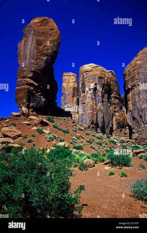 The Thumb, Monument Valley, Navajo Tribal Park, Monument Valley Navajo ...