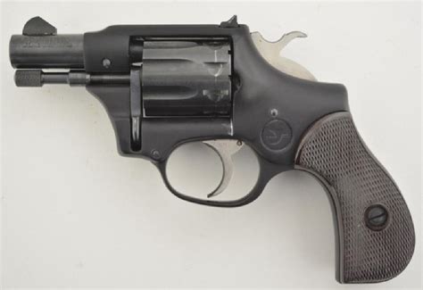 High Standard Sentinel .22 Cal. Revolver - Jan 14, 2018 | Kraft Auction Service in IN