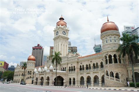 Sultan Abdul Samad Building is a major landmark in the KL city - klia2.info