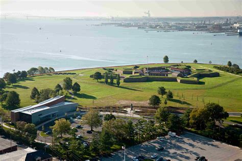 Fort McHenry Photographs | Images of Site of War of 1812 Battle