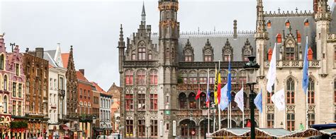 Bruges Christmas Market Guide (Map + Dates 2024)