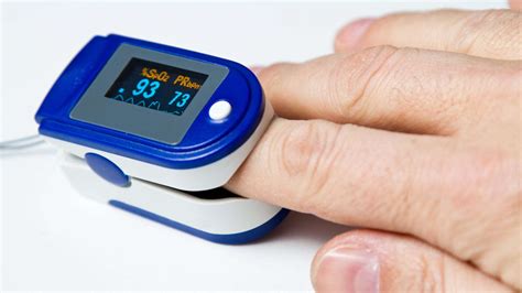 Pulse oximeter: What it measures, how it works, and how to read it ...