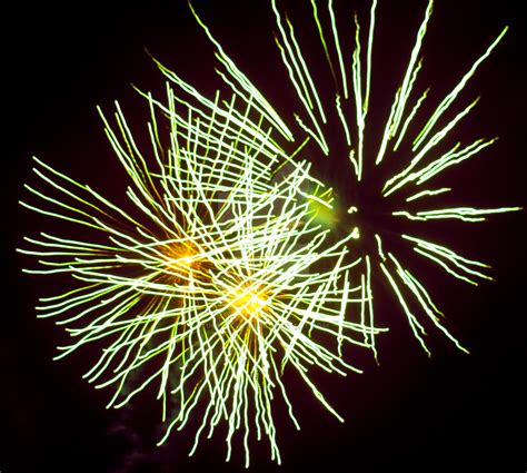 Yellow Fireworks by IHolyDiverI on DeviantArt