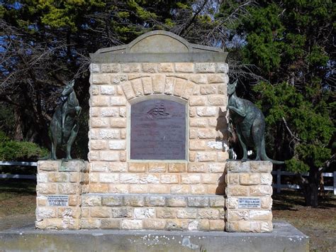 Kingscote Kangaroo Island. Memorial erected in 1936 to mar… | Flickr