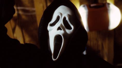 Teen Wearing ‘Scream’ Mask, Wielding Plastic Knife Arrested