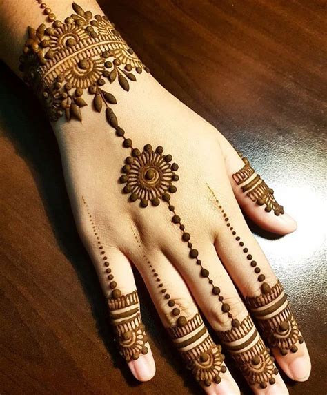 Back Hand Mehndi Designs - FinetoShine