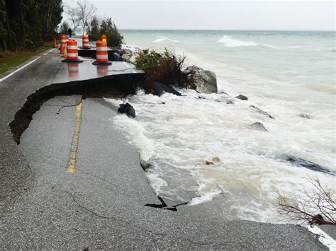 Extreme weather stops Mackinac Island travel Wednesday | Interlochen Public Radio